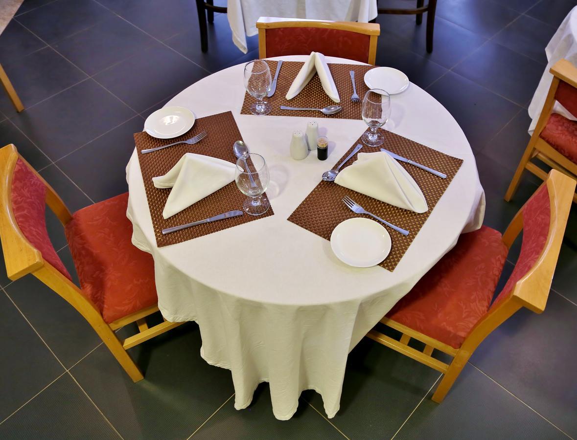 Ajiringano Eden Vale Hotel מראה חיצוני תמונה