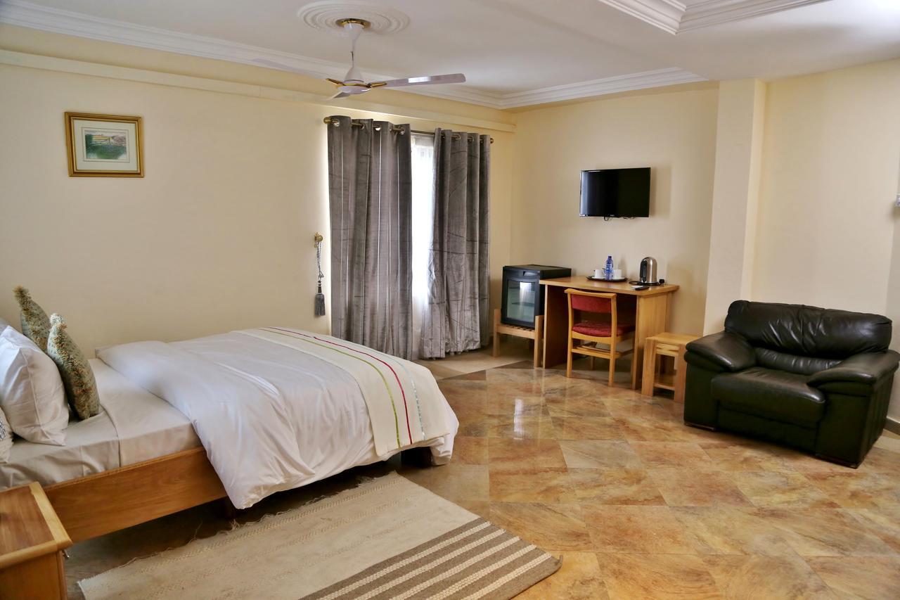 Ajiringano Eden Vale Hotel מראה חיצוני תמונה