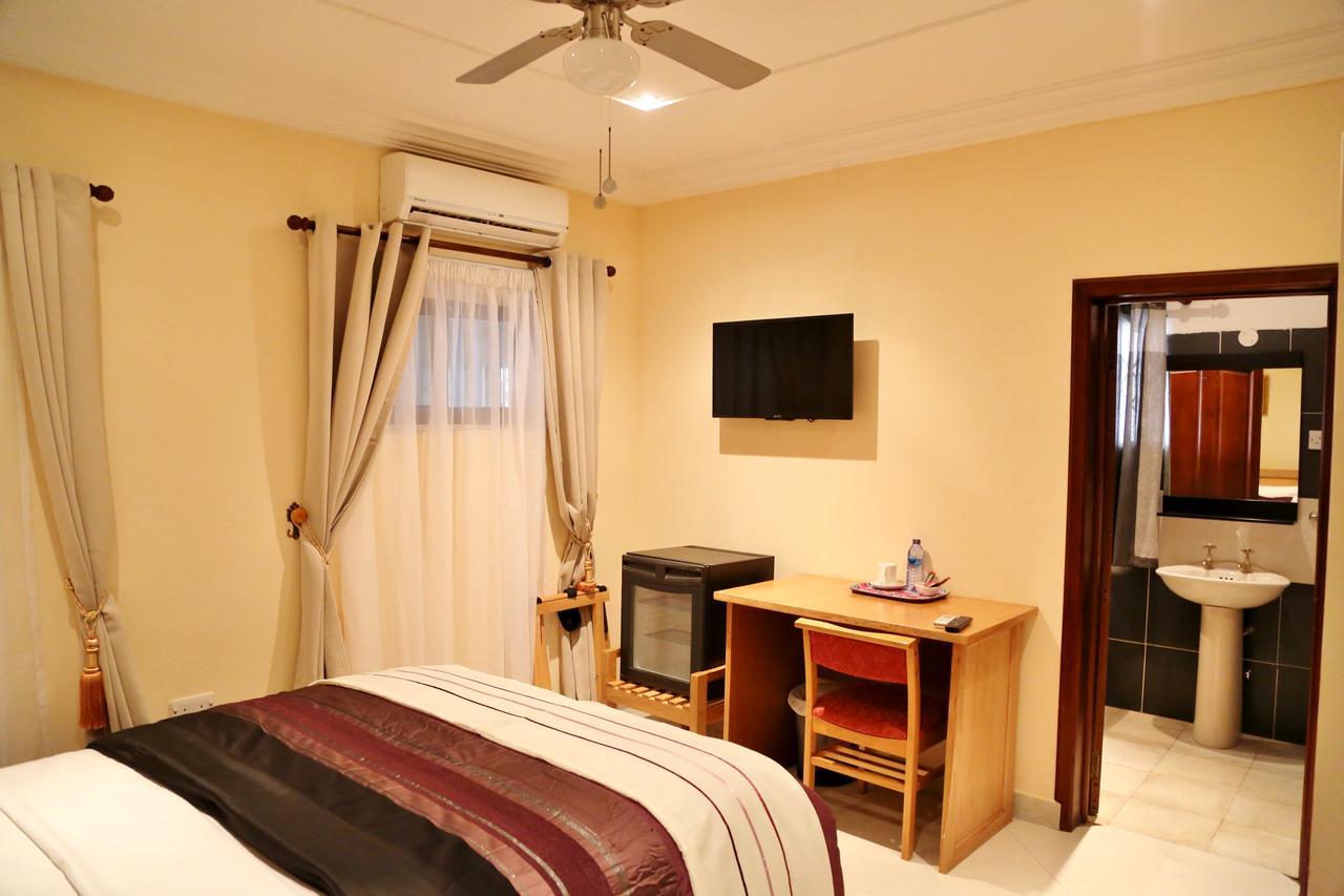 Ajiringano Eden Vale Hotel מראה חיצוני תמונה