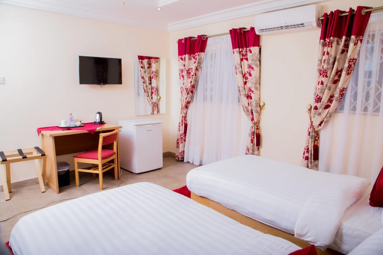 Ajiringano Eden Vale Hotel מראה חיצוני תמונה
