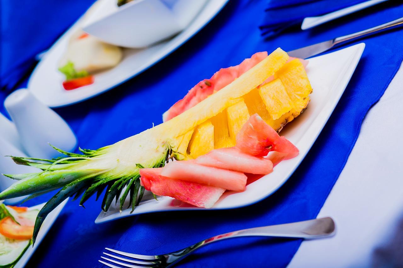 Ajiringano Eden Vale Hotel מראה חיצוני תמונה