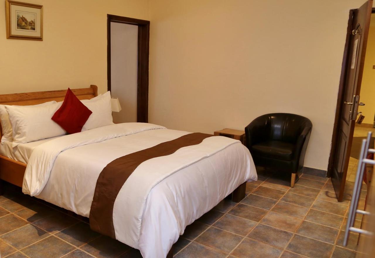 Ajiringano Eden Vale Hotel מראה חיצוני תמונה