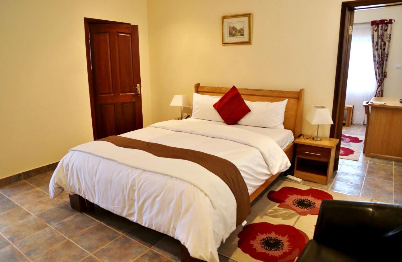 Ajiringano Eden Vale Hotel מראה חיצוני תמונה